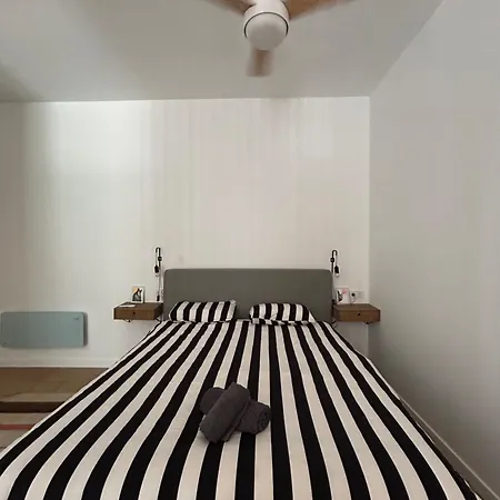 게스트하우스 Son Roca Ribes